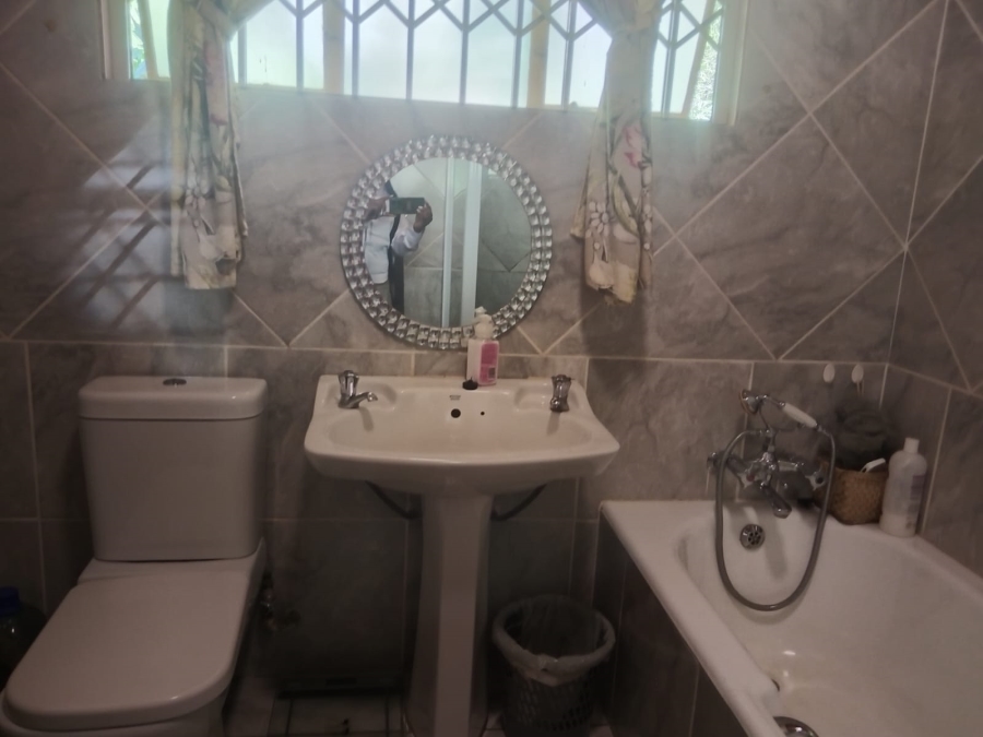 4 Bedroom Property for Sale in Elandsrand North West